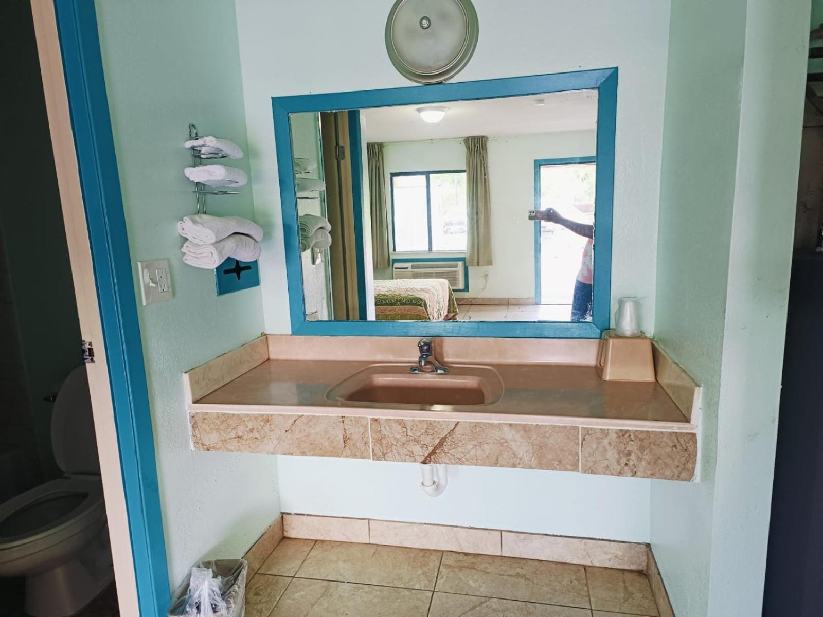 Budget Inn By Oyo Edinburg Hwy 281 Ngoại thất bức ảnh